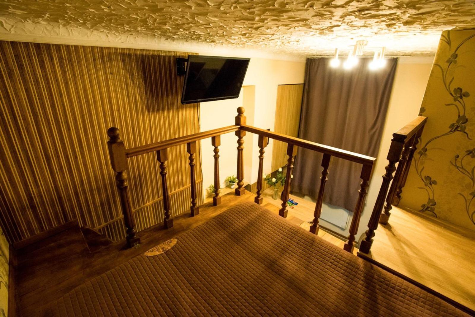 Apartment On Pekarska Street Lviv Exterior photo